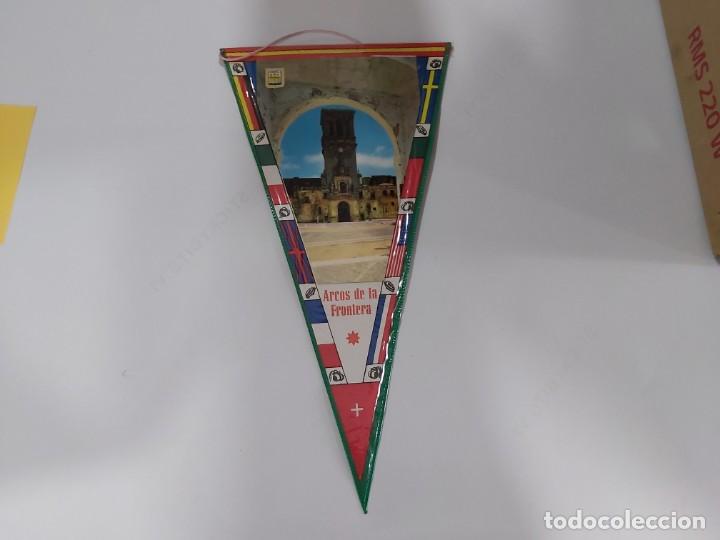 Fanions de collection: ANTIGUO BANDERIN DE HUELVA ARCOS DE LA FRONTERA
