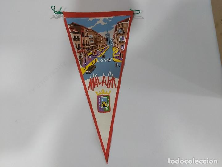 Fanions de collection: ANTIGUO BANDERIN DE HUELVA ARCOS DE MALAGA