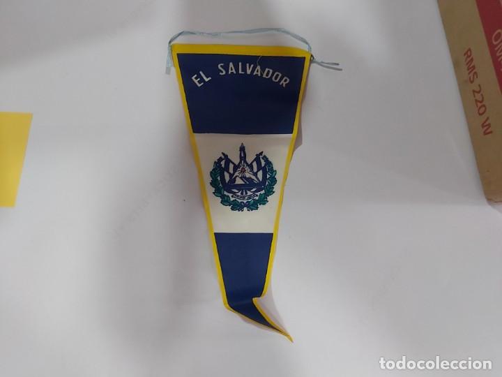 Fanions de collection: ANTIGUO BANDERIN DE  EL SALVADOR