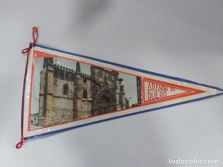 Fanions de collection: ANTIGUO BANDERIN DE ARANDE DE DUERO
