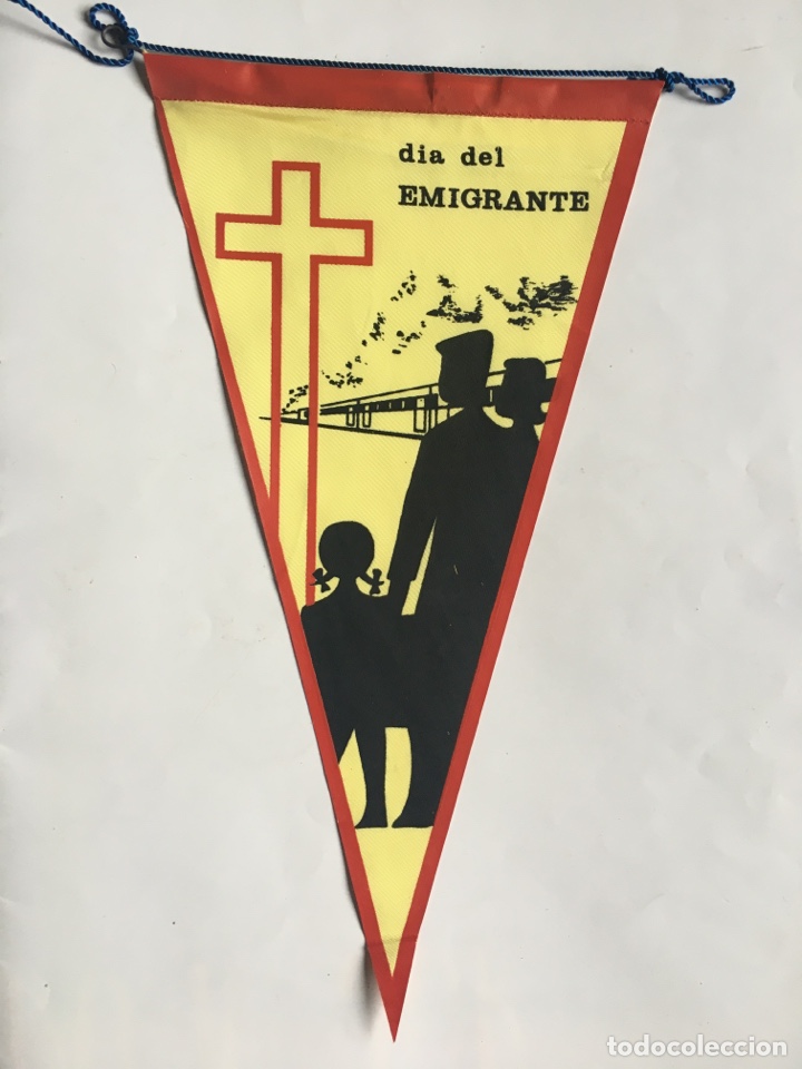 Galhardetes de cole&ccedil;&atilde;o: BANDER&Iacute;N. DIA DEL EMIGRANTE.