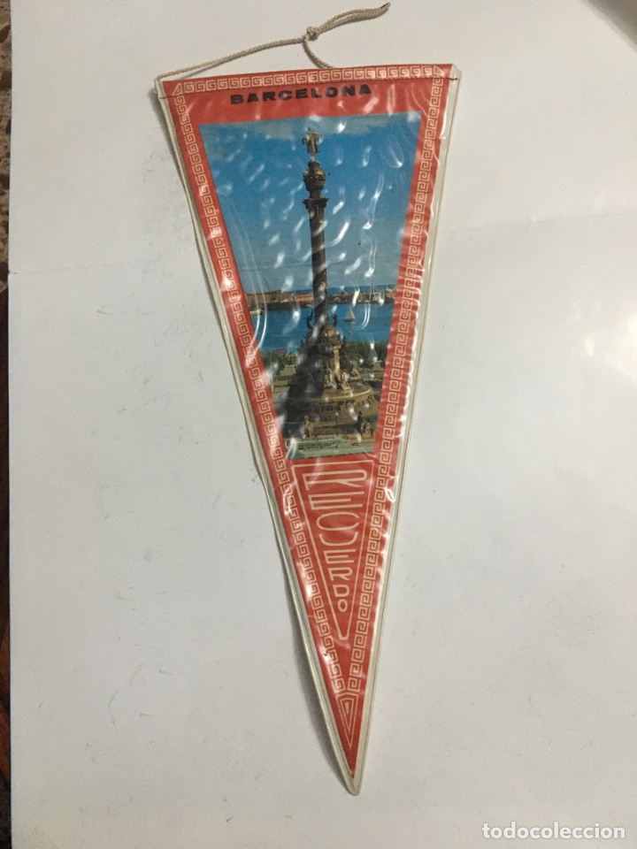 Galhardetes de cole&ccedil;&atilde;o: BANDER&Iacute;N. BARCELONA. RECUERDO.