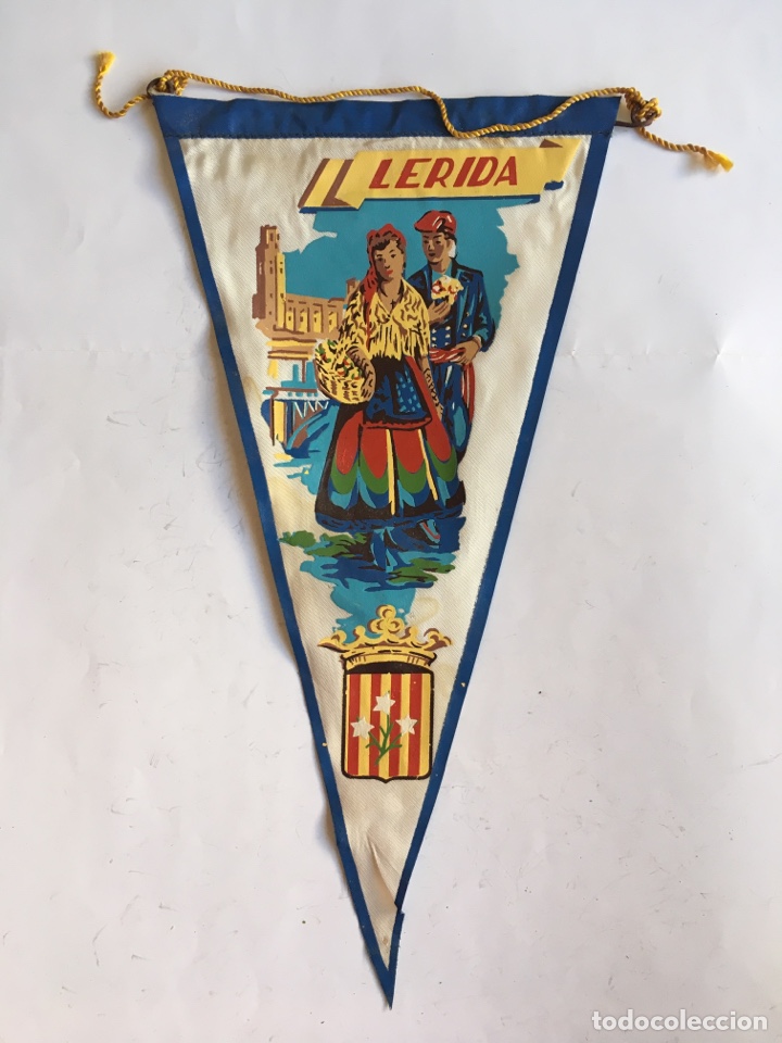 Sammlung von Wimpeln: BANDER&Iacute;N. L&Eacute;RIDA.