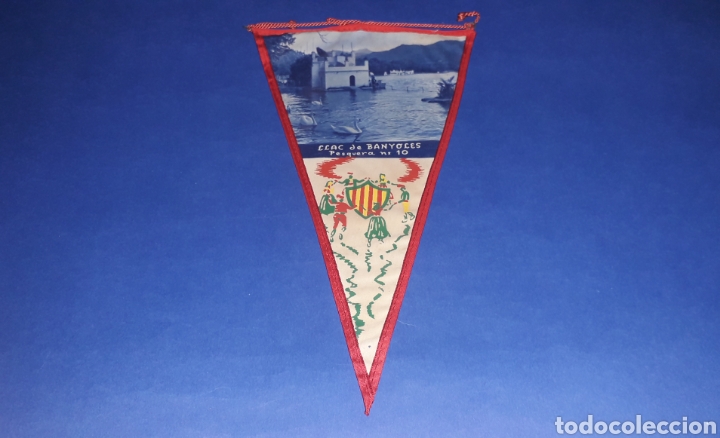 Fanions de collection: Bander&iacute;n tela, Llac Banyoles Pesquera n&ordm; 10, Lago de Ba&ntilde;olas, Girona, original a&ntilde;os 60.