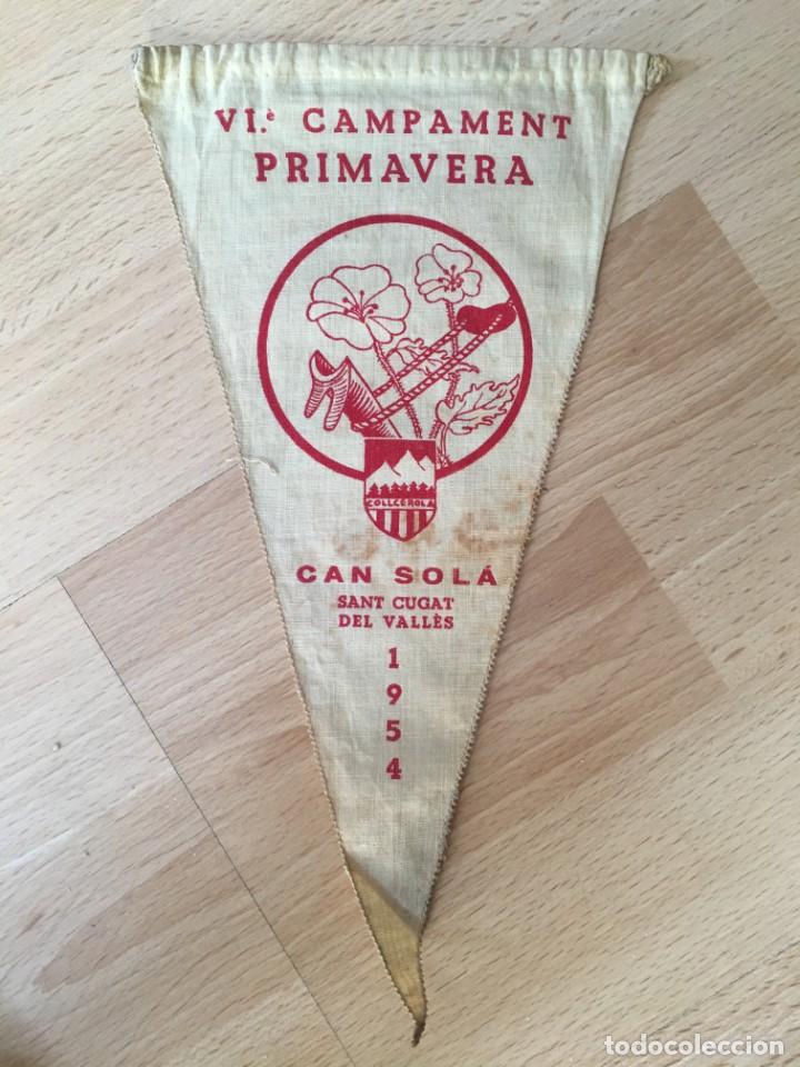 Sammlung von Wimpeln: (M0) BANDER&Iacute;N CLUB EXCURSIONISTA COLLCEROLA 1954 VI CAMPAMENT CAN SOL&Aacute; SANT CUGAT DEL VALLES