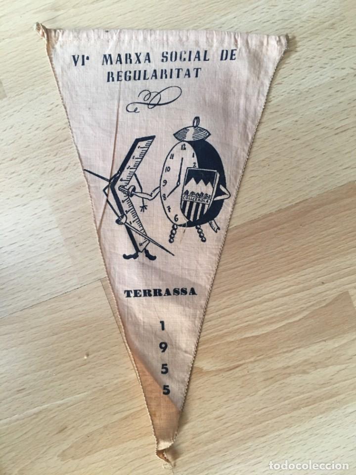 Sammlung von Wimpeln: (M0) BANDER&Iacute;N CLUB EXCURSIONISTA COLLCEROLA 1955 VI MARXA SOCIAL TERRASSA