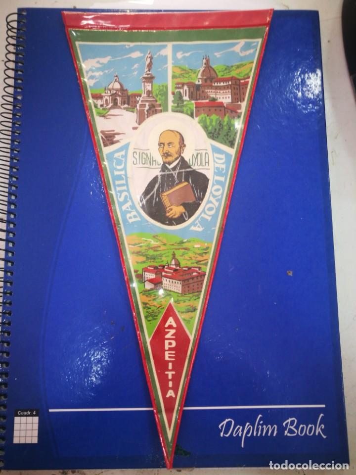 Sammlung von Wimpeln: Bander&iacute;n Azpeitia San Ignacio de Loyola Bas&iacute;lica de Loyola