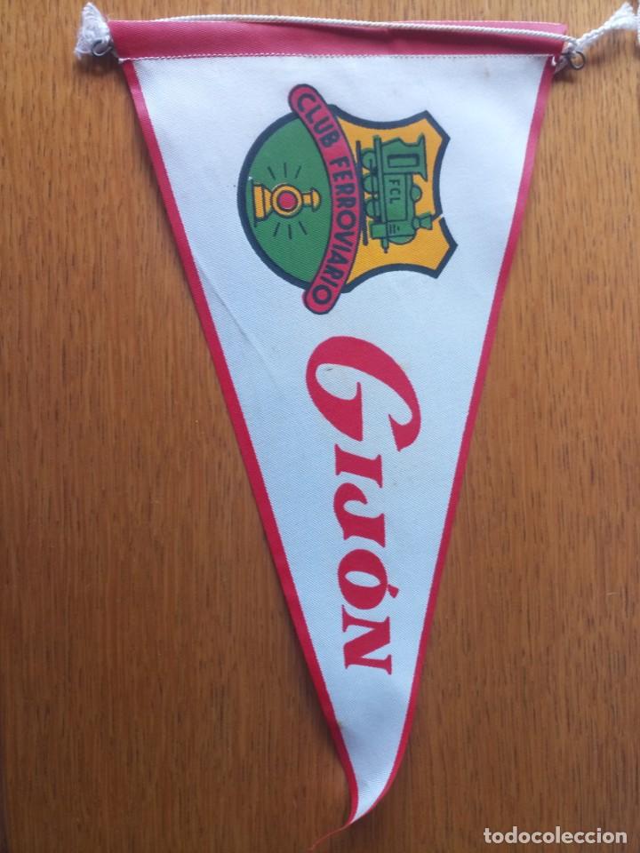 Sammlung von Wimpeln: Antiguo bander&iacute;n Gij&oacute;n club ferroviario trenes Asturias
