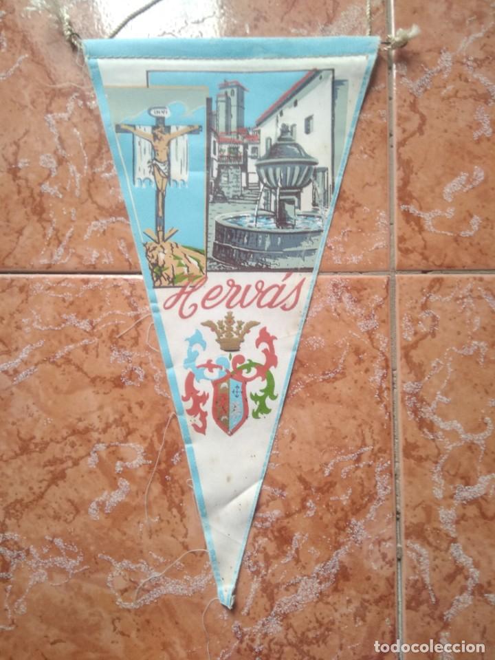 Fanions de collection: Antiguo banderin hervas, caceres