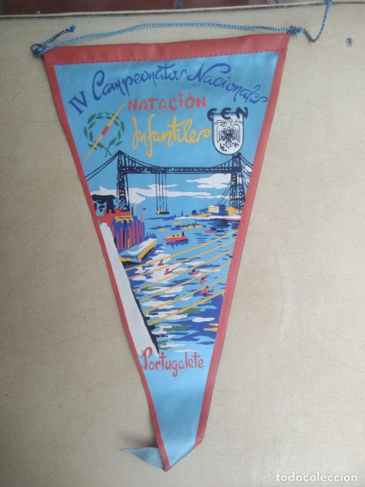 Banderines de colecci&oacute;n: Antiguo banderin campeonatos nacionales de natacion infantiles, portugalete