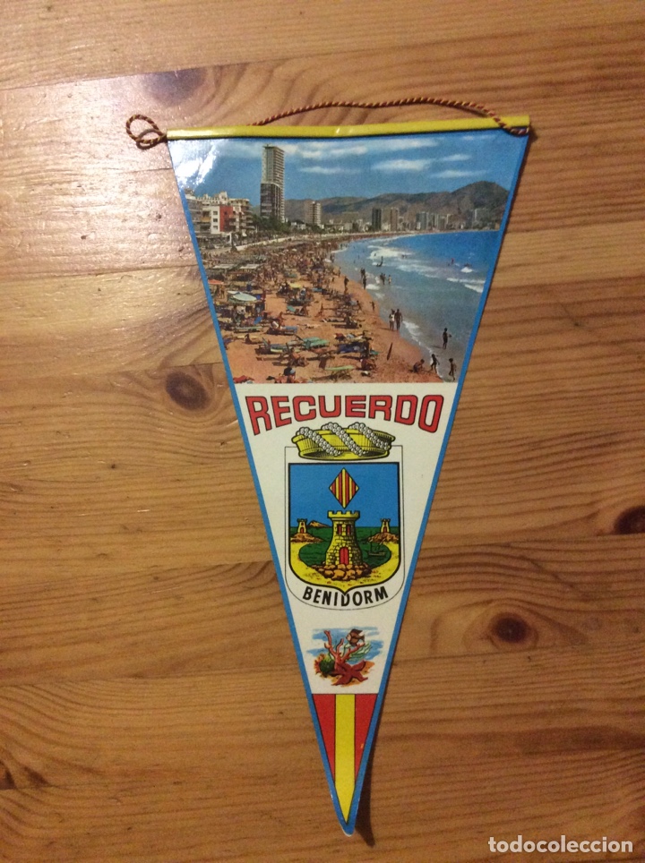 Bandierine di collezione: Banderin Benidorm imagen playa