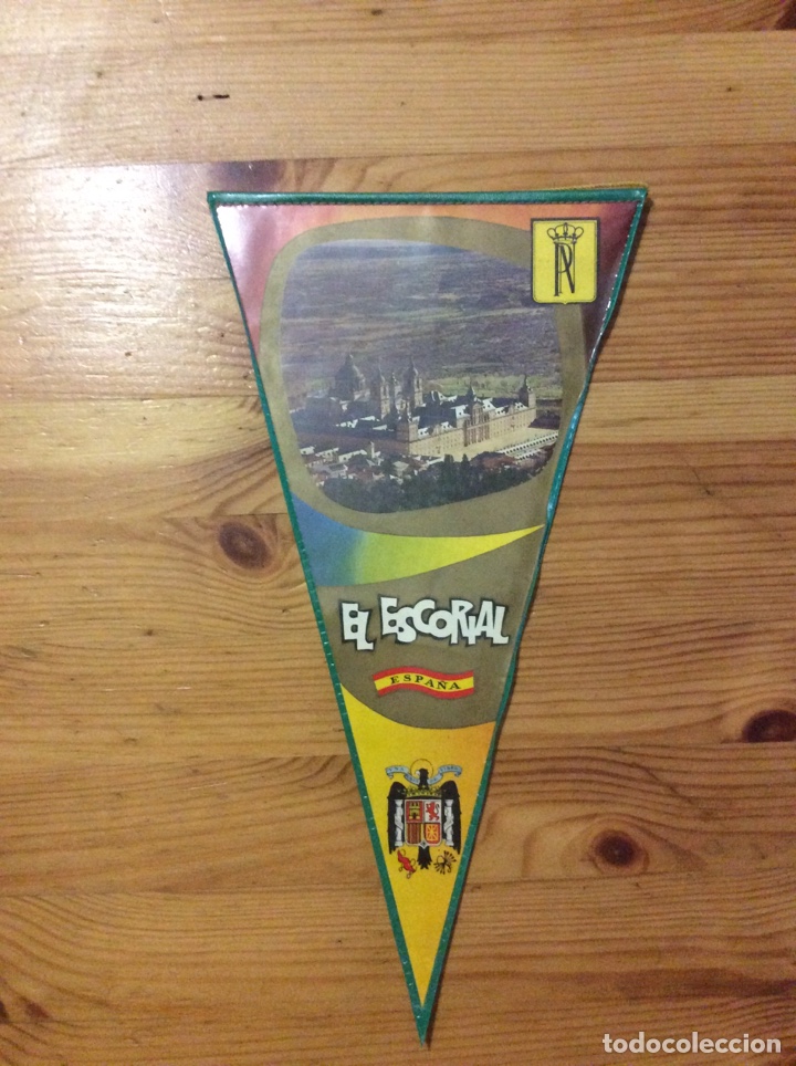 Collection pennants: Banderin El Escorial Espa&ntilde;a con escudo franquista