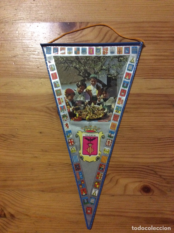 Collection pennants: Banderin Valencia ni&ntilde;os con una paella