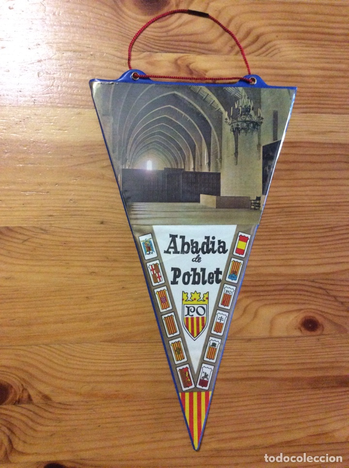 Collection pennants: Banderin abadia de Poblet Tarragona Catalunya