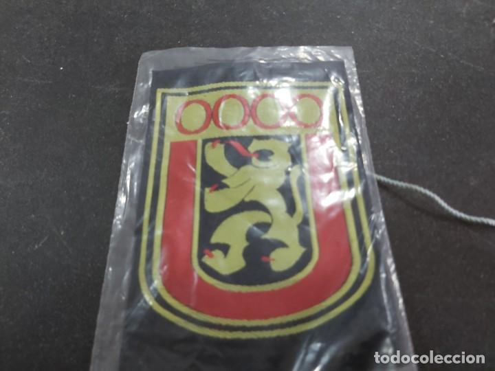 Collection pennants: ANTIGUO BANDERIN escudo leon