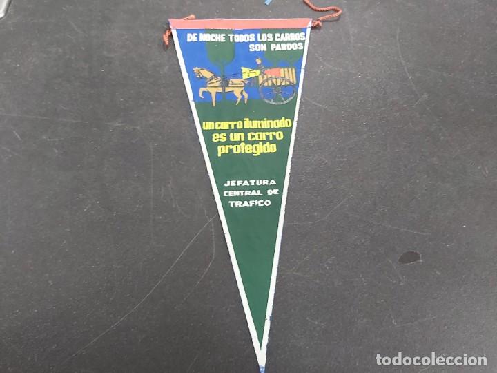 Collection pennants: ANTIGUO BANDERIN JEFATURA TRAFICO