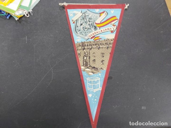 Collection pennants: ANTIGUO BANDERIN GUADALAJARA