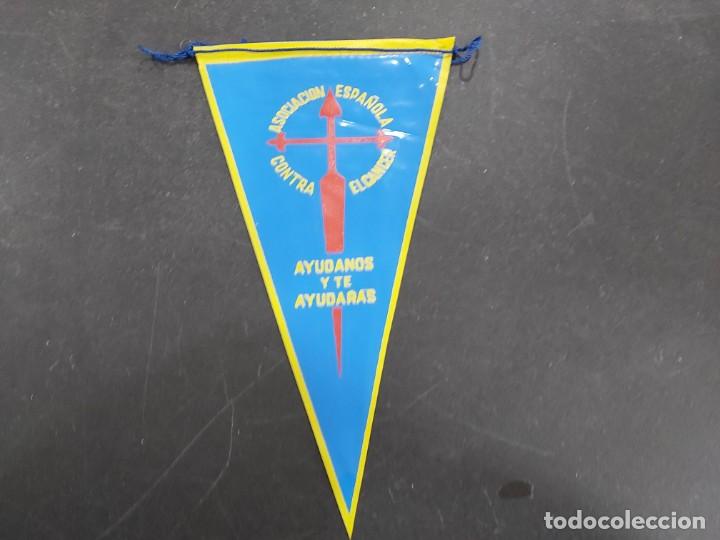 Collection pennants: ANTIGUO BANDERIN ASOCIACION CONTRA EL CANCER