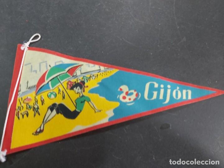 Galhardetes de cole&ccedil;&atilde;o: ANTIGUO BANDERIN GIJON