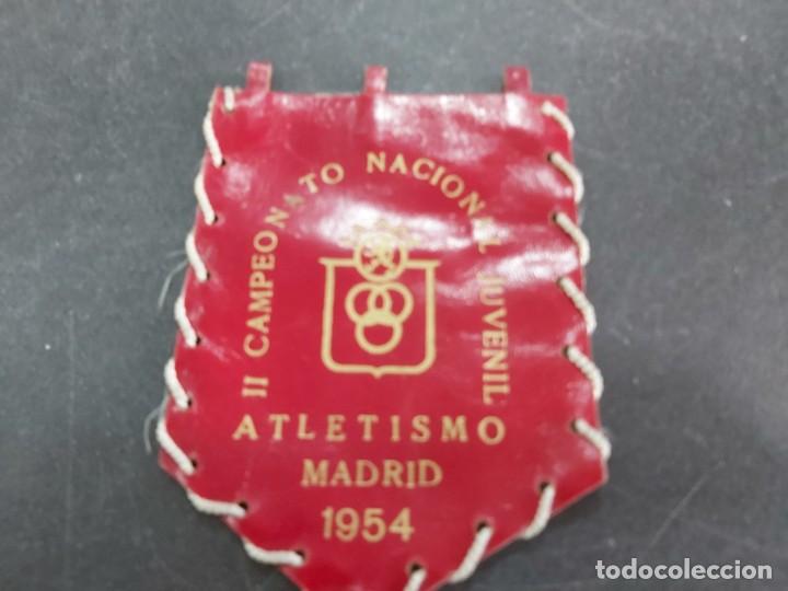 Collection pennants: ANTIGUO BANDERIN CAMPEONATO JUVENIL ATLETISMO 1954