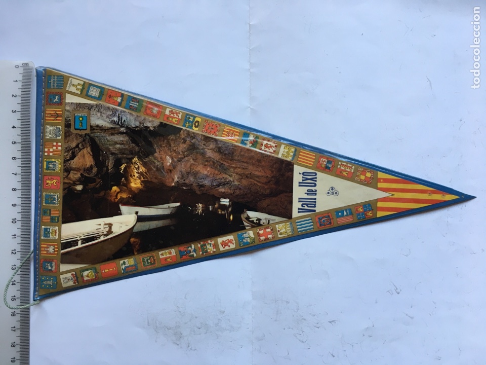 Sammlung von Wimpeln: BANDER&Iacute;N. VALL DE UXO. CUEVAS DE SAN JOS&Eacute;. CASTELL&Oacute;N.