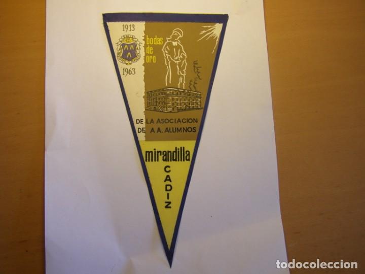 Bandierine di collezione: Banderin Lasalle, Mirandilla, C&aacute;diz, a&ntilde;o 1963.
