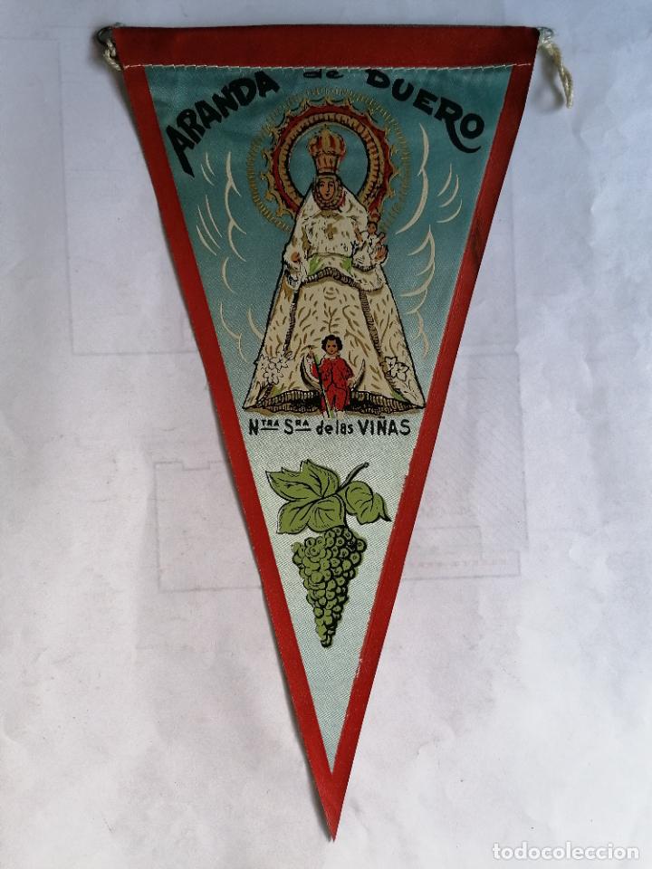 Fanions de collection: BANDERIN ARANDA DE DUERO - NTRA SRA DE LAS VI&Ntilde;AS