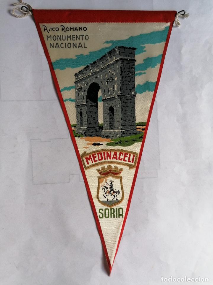 Bandierine di collezione: BANDERIN SORIA - MEDINACELI, ARCO ROMANO MONUMENTO NACIONAL