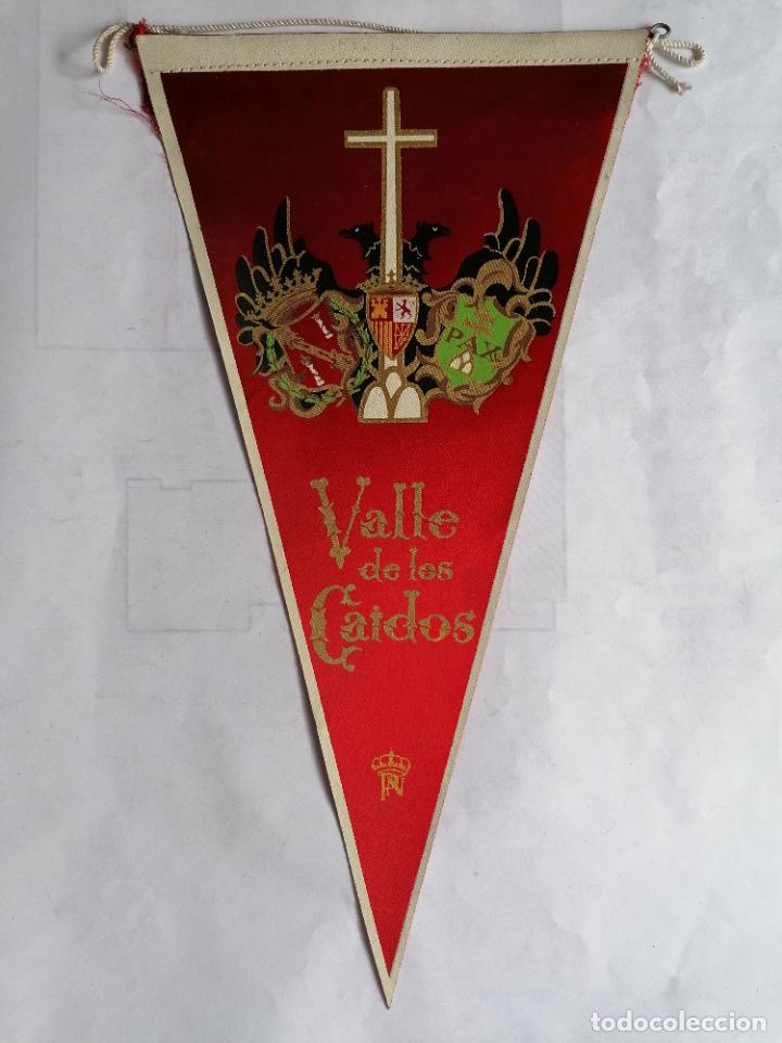 Fanions de collection: BANDERIN VALLE DE LOS CAIDOS