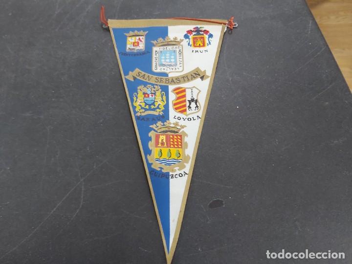 Bandierine di collezione: ANTIGUO BANDERIN SAN SEBASTIAN