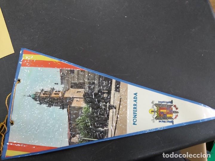 Bandierine di collezione: ANTIGUO BANDERIN PONFERRADA