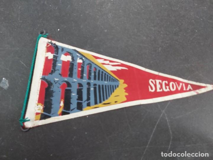 Galhardetes de cole&ccedil;&atilde;o: BANDERIN ANTIGUO DE SEGOVIA