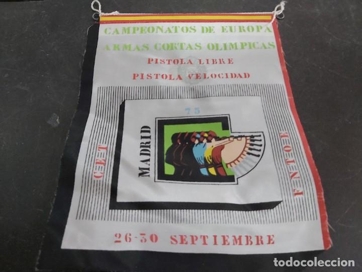 Collection pennants: BANDERIN ANTIGUO DE CAMPEONATO EUROPA ARMAS CORTAS