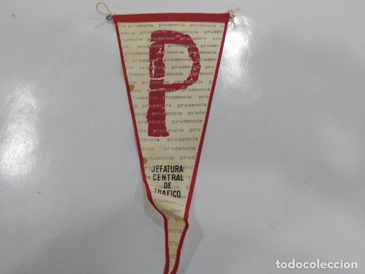 Collection pennants: BANDERIN ANTIGUO DE JEFATURA DE TRAFICO