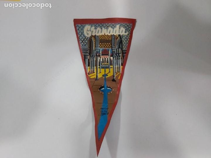 Collection pennants: BANDERIN ANTIGUO DE GRANANDA