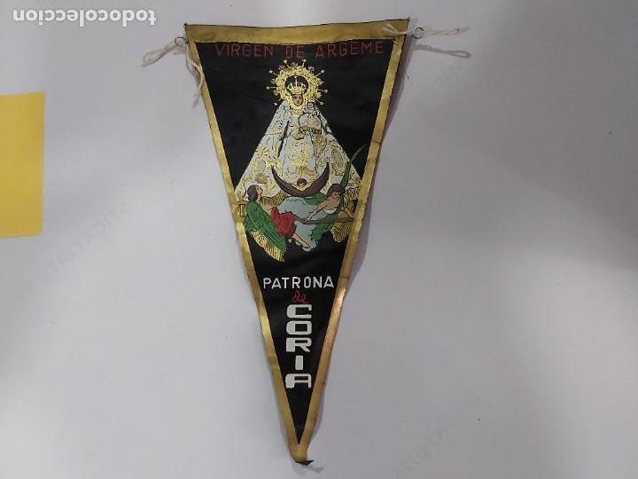 Collection pennants: BANDERIN ANTIGUO DE VIRGEN ARGEME