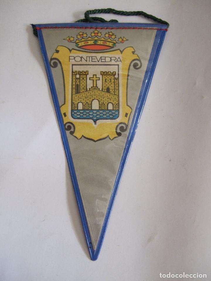Fanions de collection: PEQUE&Ntilde;O BANDERIN PONTEVEDRA - ESCUDO - 12X7 - PLASTICO