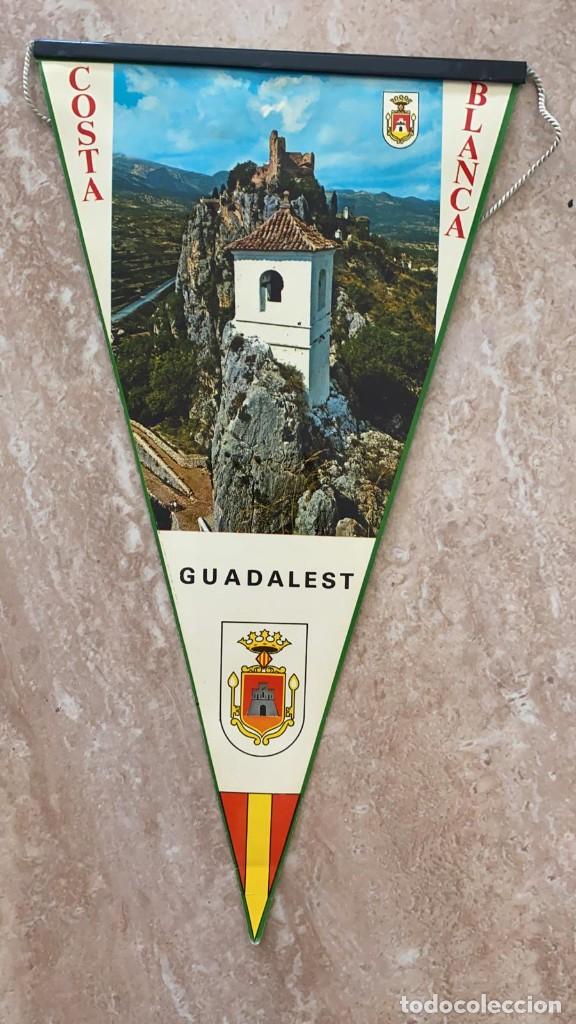 Fanions de collection: BANDERIN ANTIGUO GUADALEST COSTA BLANCA