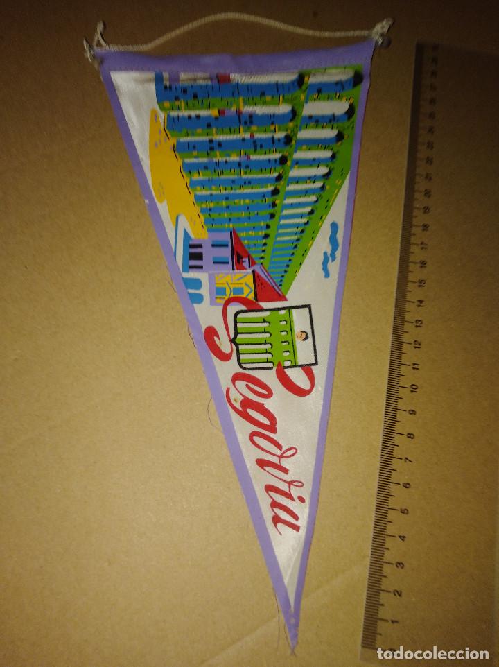 Banderines de colecci&oacute;n: banderin segovia - Foto 1