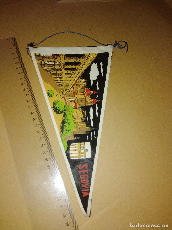 Sammlung von Wimpeln: banderin segovia