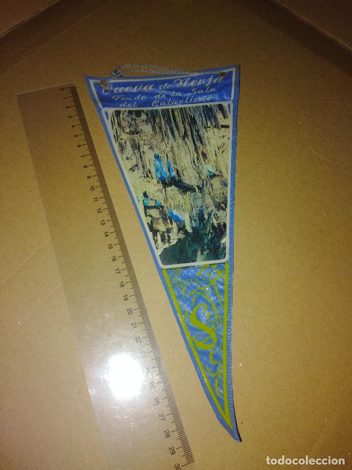 Banderines de colecci&oacute;n: banderin cueva de nerja sala del cataclismo malaga