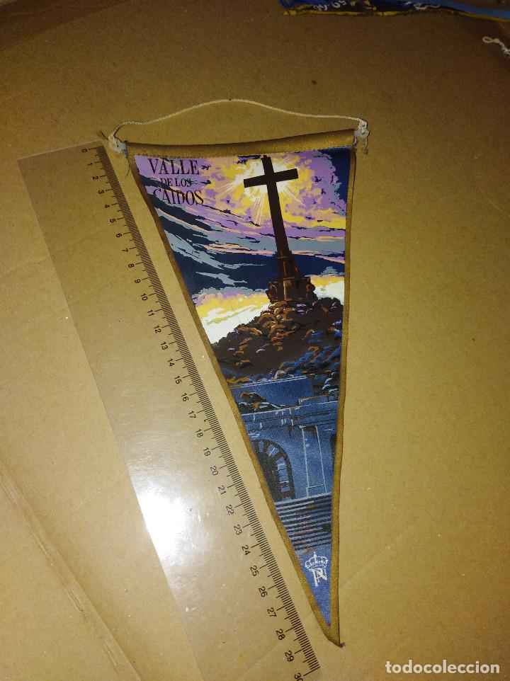 Banderines de colecci&oacute;n: banderin valle de los caidos Madrid franco a&ntilde;os 60