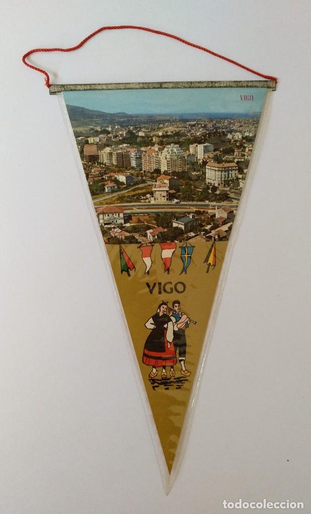 Sammlung von Wimpeln: BANDERIN DE VIGO - A&Ntilde;O 1970 APROXIMADAMENTE