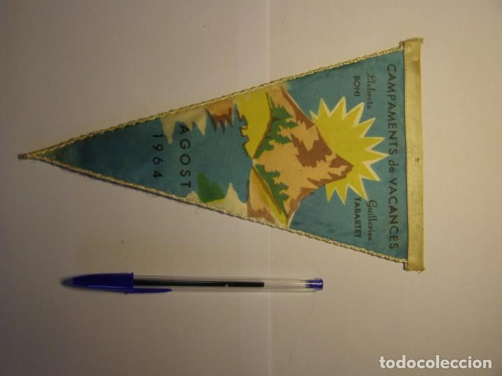 Bandierine di collezione: Bander&iacute;n del campamento, Bohi Tabartet, a&ntilde;o 1964. Club Camping Gracia.