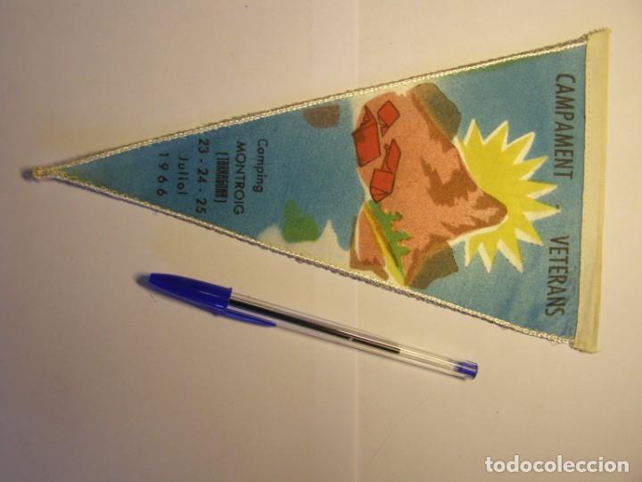 Bandierine di collezione: Bander&iacute;n del campament de veterans Montroig, a&ntilde;o 1966. Camping Club Gracia.