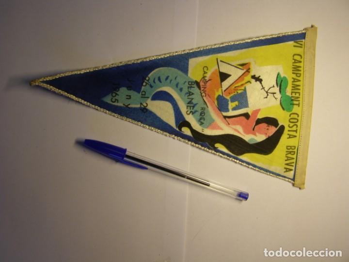 Bandierine di collezione: Bander&iacute;n del campament Costa Brava, Camping Roca, a&ntilde;o 1965. Camping Club Gracia.