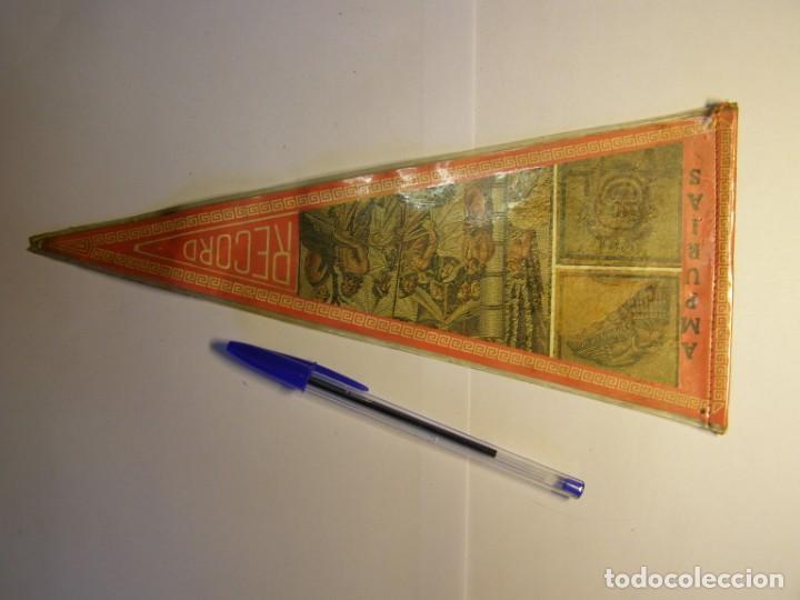 Bandierine di collezione: Bander&iacute;n de Ampuries. A&ntilde;os 60.