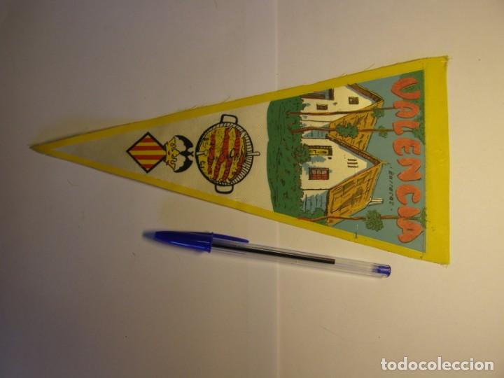 Bandierine di collezione: Bander&iacute;n de Valencia, Barracas. A&ntilde;os 60.