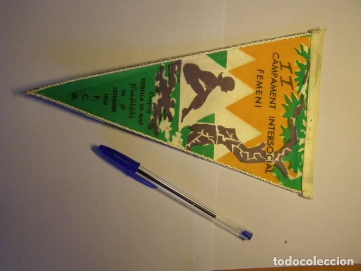 Fanions de collection: Bander&iacute;n campamento social femenino, Castelldefels. A&ntilde;o 1964. Camping Club Gracia.