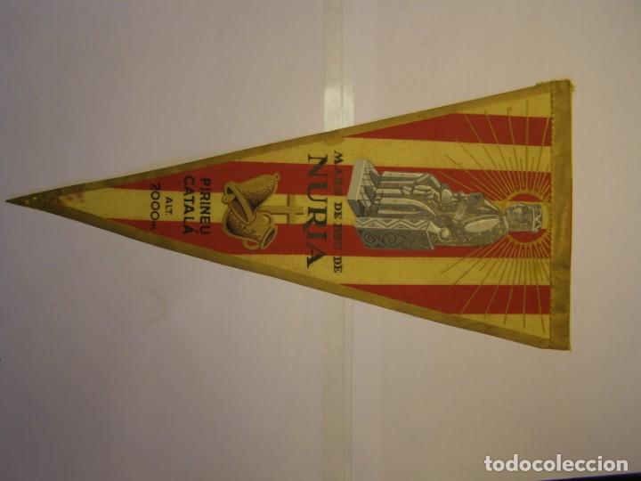 Fanions de collection: Bander&iacute;n de N&uacute;ria. A&ntilde;os 60.